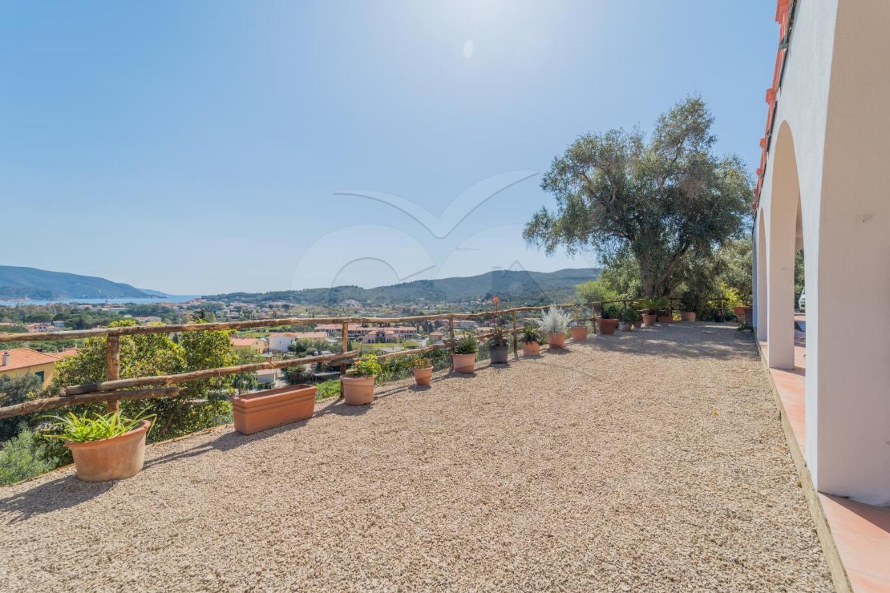 La Palazzina Nel Verde - Goelba Casa Alzi Exterior foto